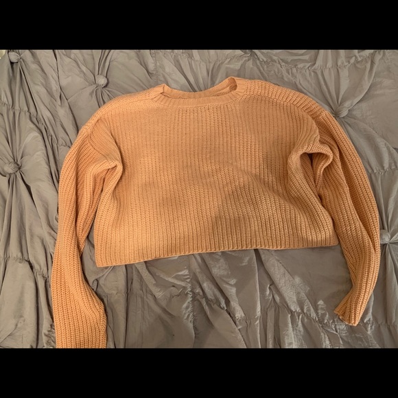 Forever 21 Sweaters - Light Pink Cropped Sweater